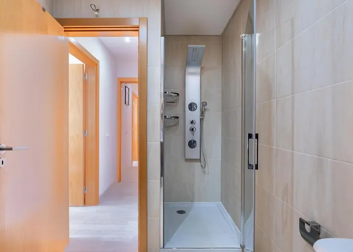 Apartment - Spacious With Swimming Pool & View