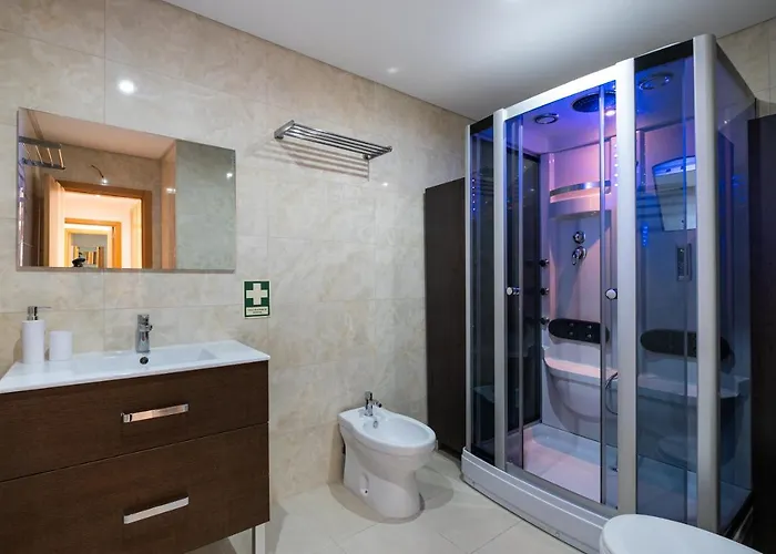 - Spacious With Swimming Pool & View Apartment Vilamoura