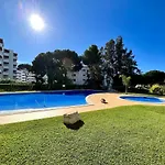 - Spacious With Swimming Pool & View וילהמורה