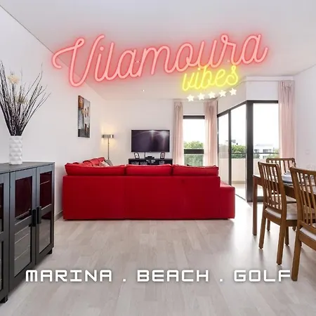 - Spacious With Swimming Pool & View *